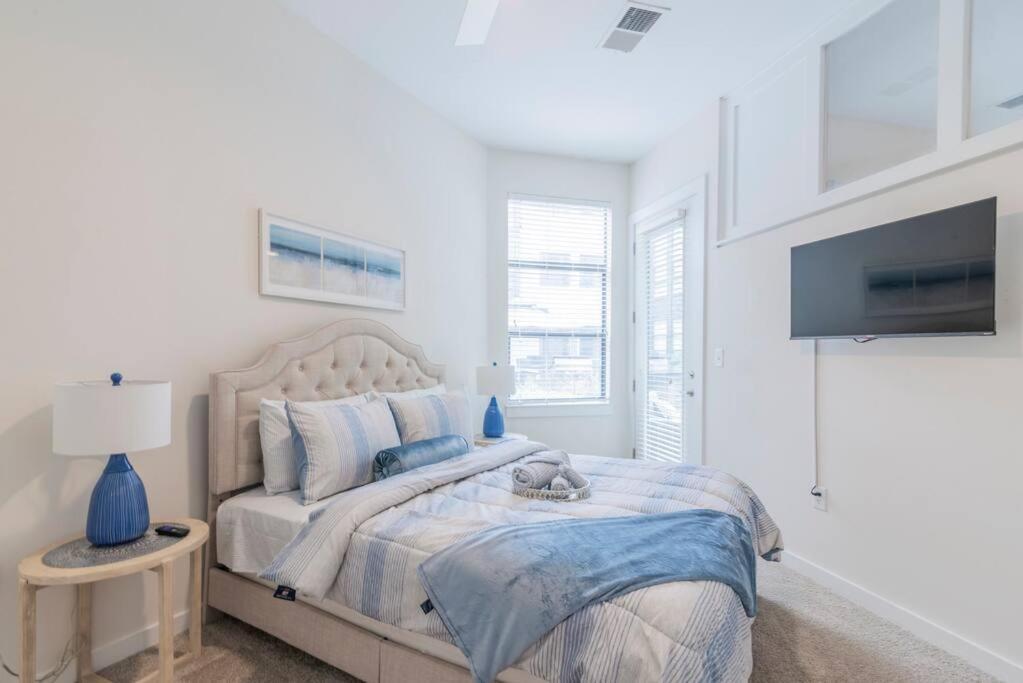 Charming Cozy Apartment With Wi-Fi & Free Parking تشارلوت المظهر الخارجي الصورة